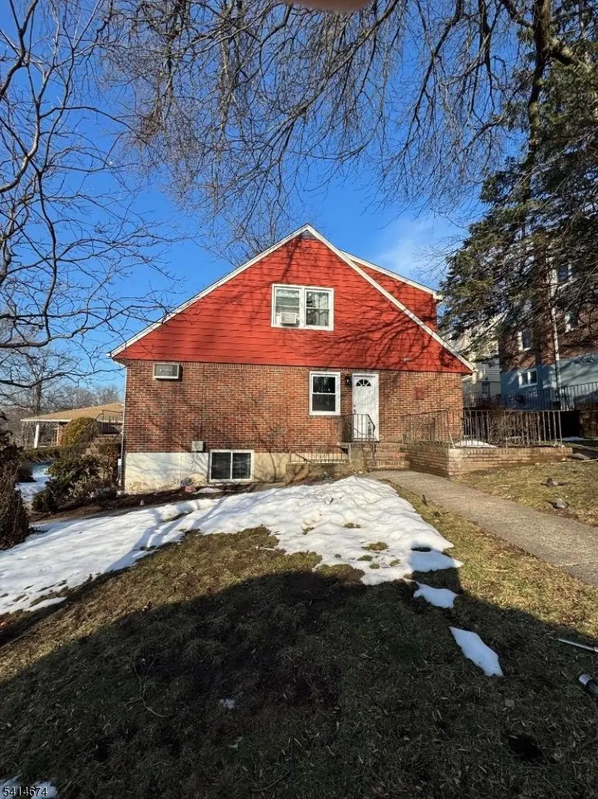 639 Oakdene Ave, Ridgefield Boro, NJ 07657