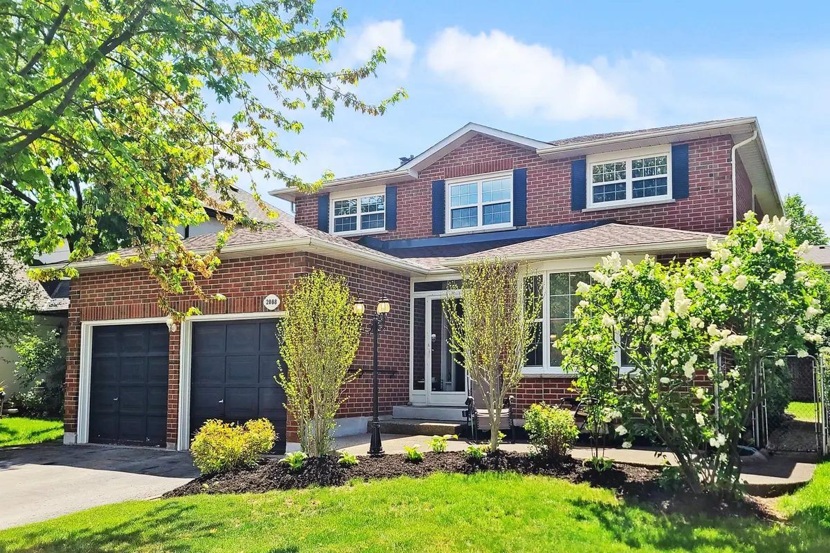 2088 Madden BLVD, Oakville, ON L6H 3L6
