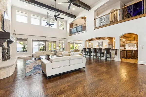 916 Cedar Shores Drive, Heath, TX 75032