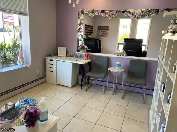 24 Little Falls Rd, Fairfield Twp., NJ 07004