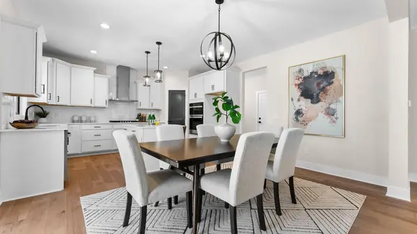 134 River DR, Milford Vlg, MI 48381