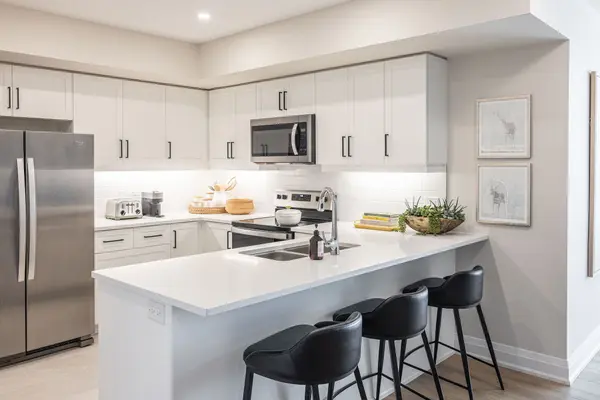 4286 King ST E #1401, Kitchener, ON N2P 2E9