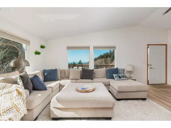 Cloverdale, OR 97112,37005 SUTTON WAY