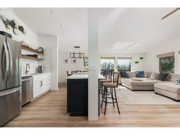 Cloverdale, OR 97112,37005 SUTTON WAY