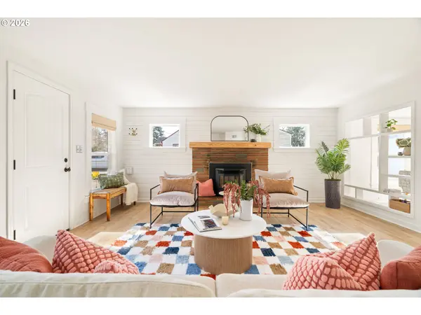 3911 SE 104TH AVE, Portland, OR 97266