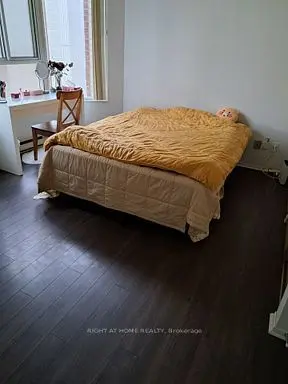 55 Centre AVE #1907, Toronto C01, ON M5G 2H5