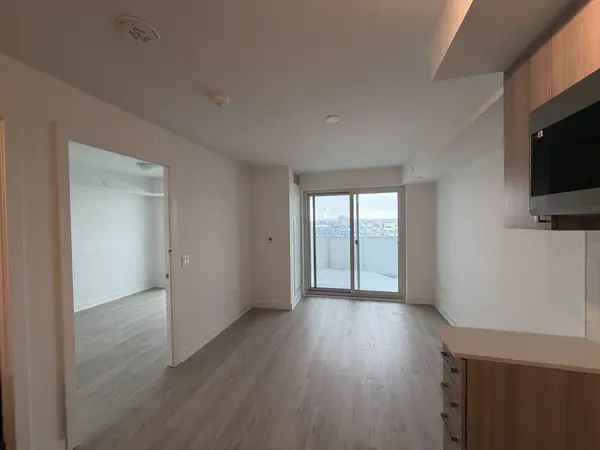 1010 Sandy beach RD #1112, Pickering, ON L1W 3V9