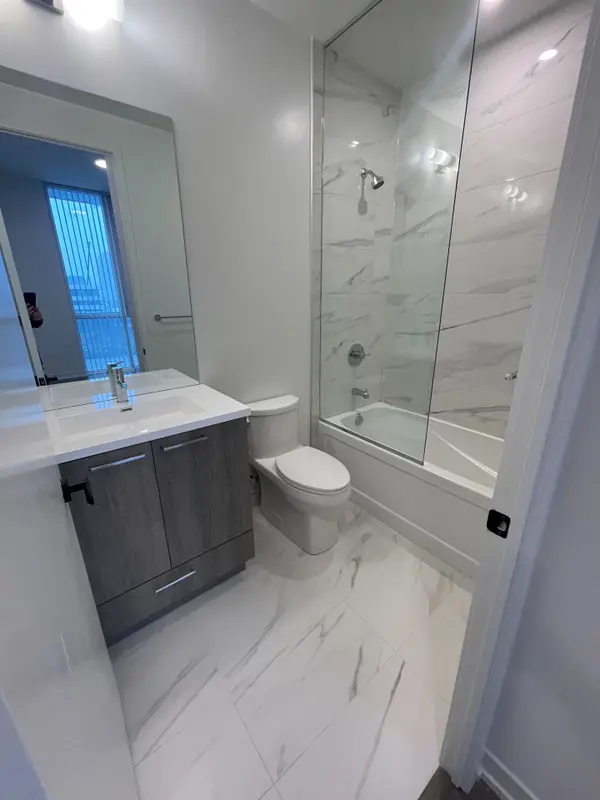 195 Commerce ST #620, Vaughan, ON L4K 0P9