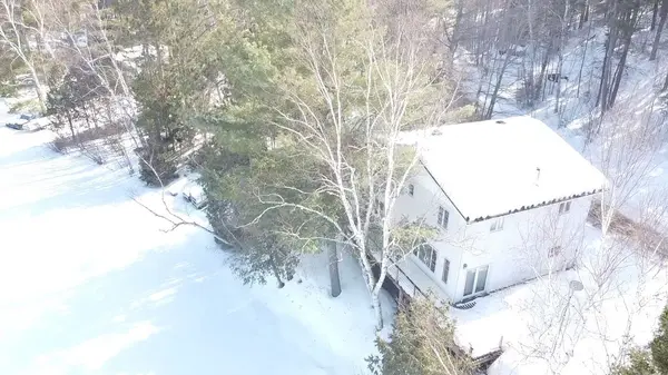 88 Chris Mullin LN, Madawaska Valley, ON K0J 1B0