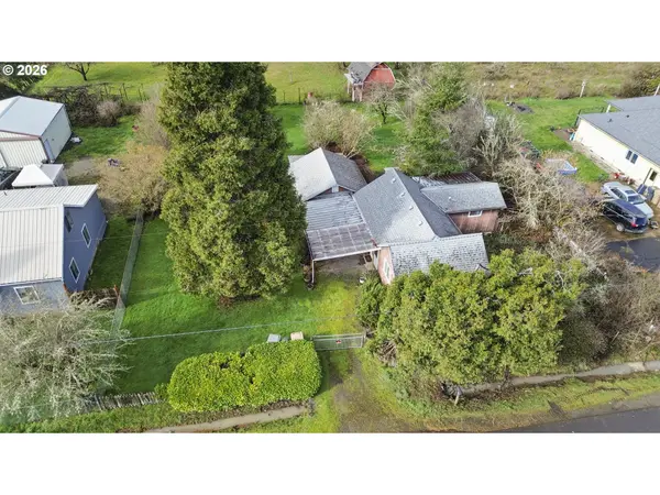 Sweet Home, OR 97386,1182 43RD AVE