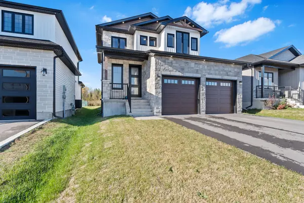 121 CREIGHTON DR, Loyalist, ON K0H 2H0