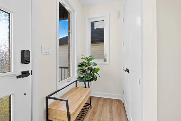 121 CREIGHTON DR, Loyalist, ON K0H 2H0