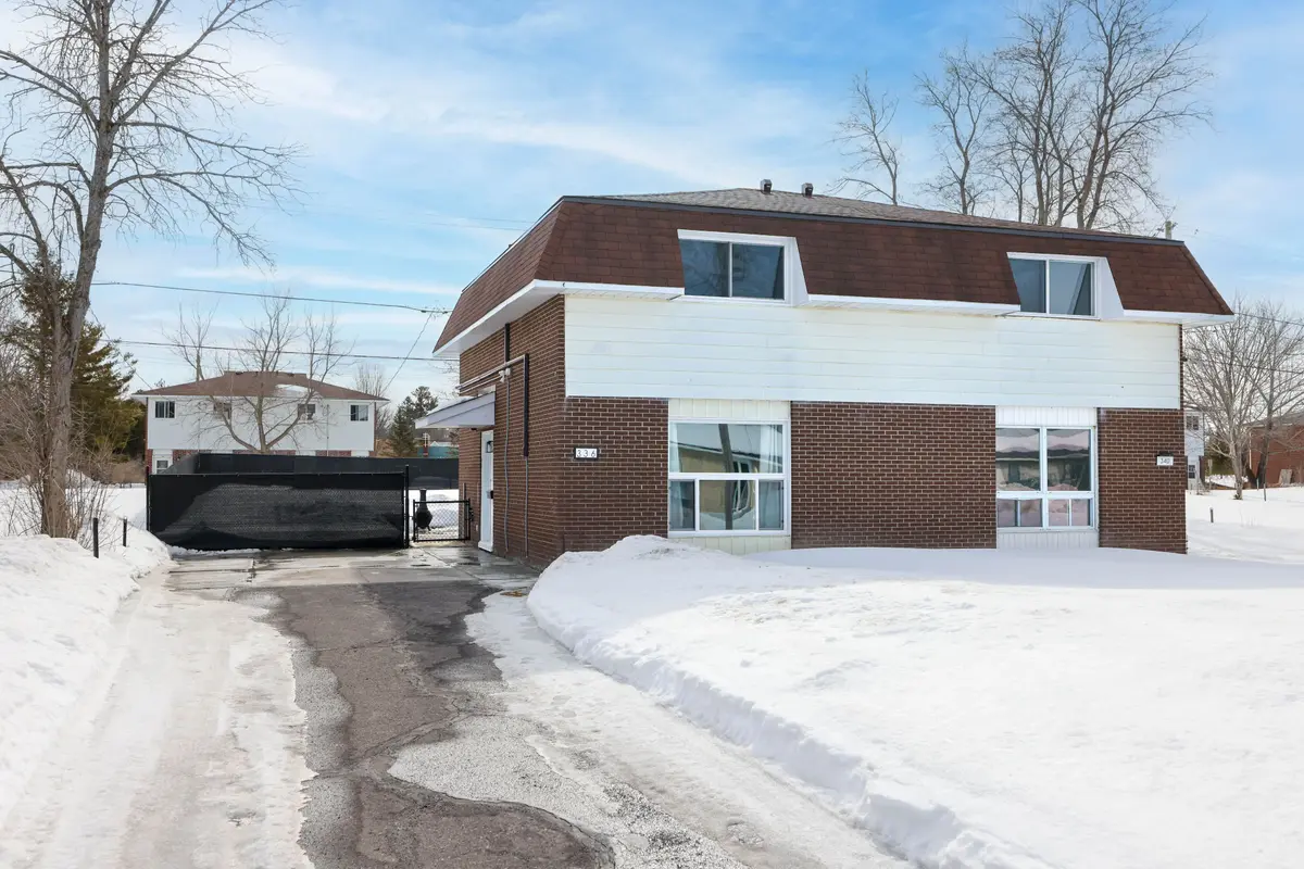 336 Pattie DR, Carleton Place, ON K7C 2G3