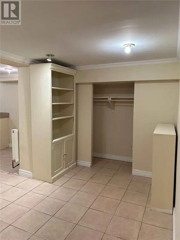 1745 Bathurst ST #B, Toronto C03, ON M5P 3K5