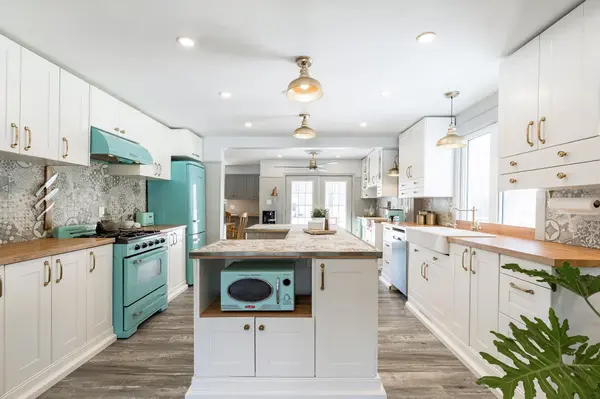 26832 Park RD, Georgina, ON L0E 1R0