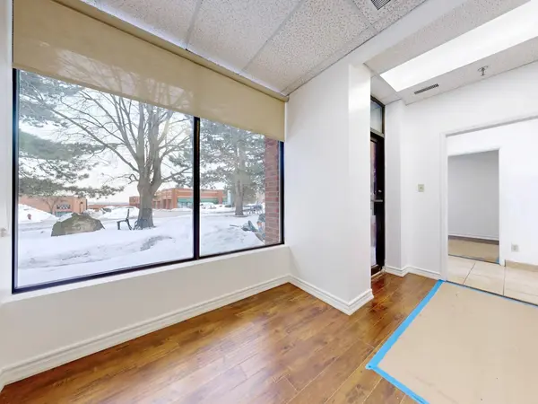 80 West Beaver Creek RD #17, Richmond Hill, ON L4B 1H3