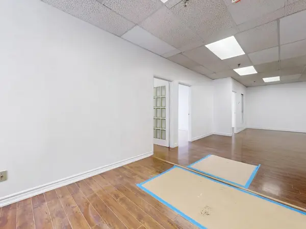 80 West Beaver Creek RD #17, Richmond Hill, ON L4B 1H3