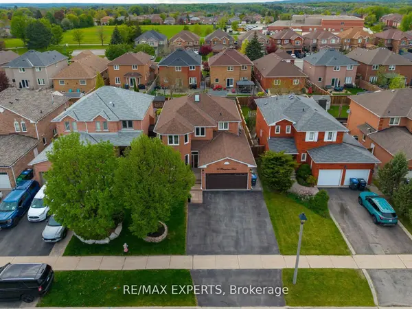 36 Berrydown DR, Caledon, ON L7E 1P9