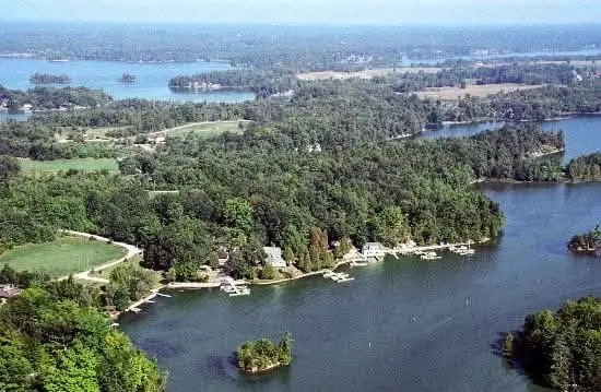 4328 Melody Lodge LN, Frontenac, ON K0H 2N0