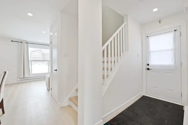 336 Pattie DR, Carleton Place, ON K7C 2G3