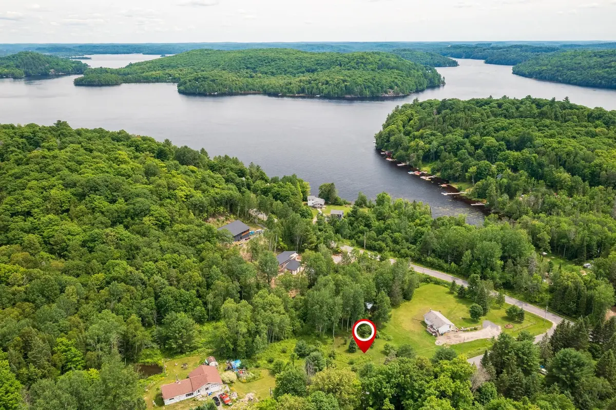 17 Vernon LN, Huntsville, ON P1H 2J2