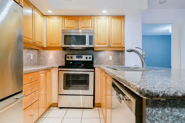 5 Northtown WAY #1201, Toronto C14, ON M2N 7A1