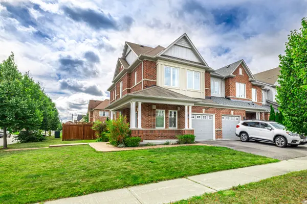 4 Courtland CRES, East Gwillimbury, ON L9N 0B2