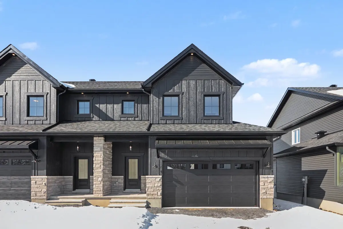 69 VILLENEUVE ST, North Stormont, ON K0C 1W0