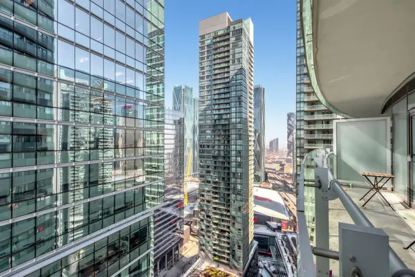 14 York ST #3308, Toronto C01, ON M5J 0B1