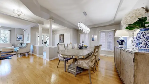 33 Alden SQ, Ajax, ON L1T 4Z2