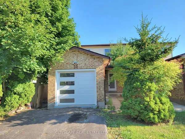 15 Hartsfield DR, Clarington, ON L1E 1M8
