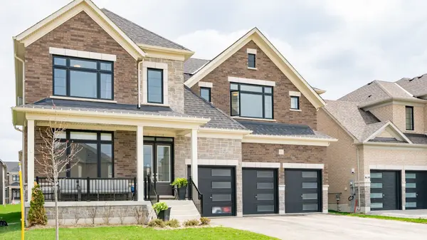 21 Wintergreen LN, Adjala-tosorontio, ON L0G 1W0