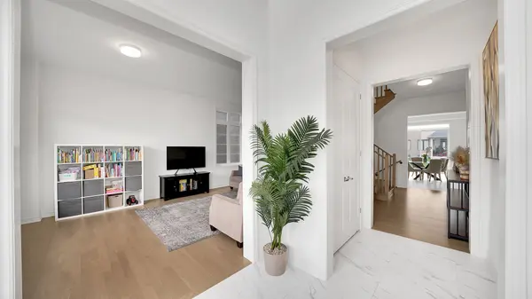 21 Wintergreen LN, Adjala-tosorontio, ON L0G 1W0