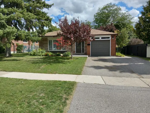 35 Aintree CRES,  Brampton,  ON L6T 2T2