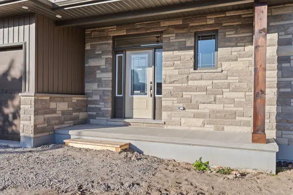 218 Snyders AVE, Central Elgin, ON N0L 1B0