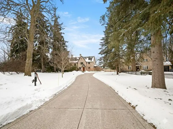 22 Stuart ST, Guelph, ON N1E 4S4