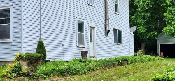 1033 Bridge ST, Frontenac, ON K0K 1B0