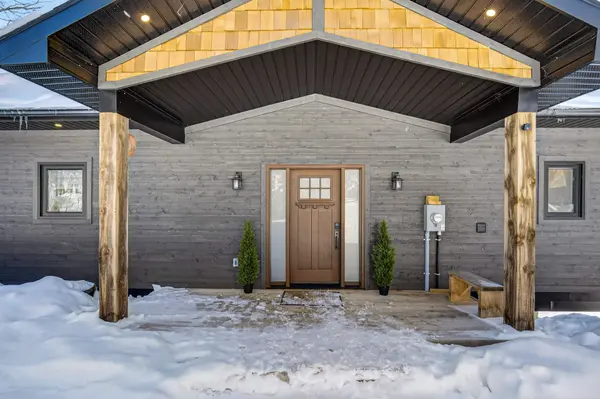 1047 Hinterland TRL, Highlands East, ON K0L 1C0