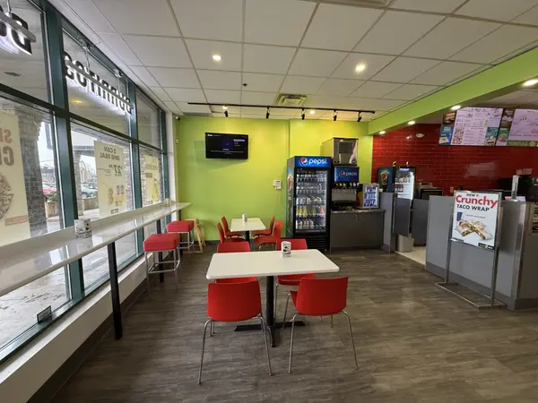 2255 Barton ST E #10, Hamilton, ON L8H 7T4