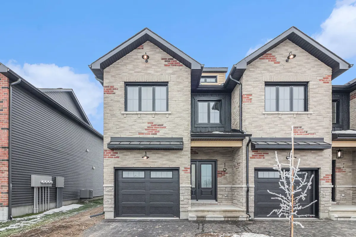 27 HELEN ST, North Stormont, ON K0A 1R0