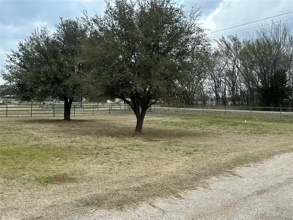 212 Rose Circle, Gordonville, TX 76245