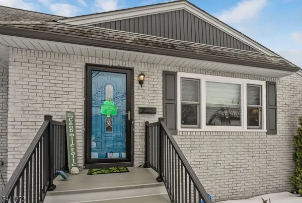 19 Colfax Dr, Pequannock Twp., NJ 07440