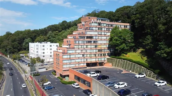 755 Narrows RD North #501, Staten  Island, NY 10304