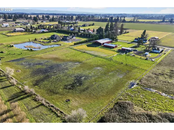 10093 NE WISEACRE LN, Aurora, OR 97002