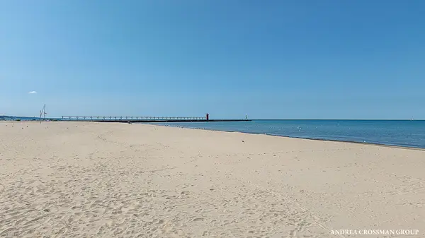 78 Esplanade PL, South Haven City, MI 49090