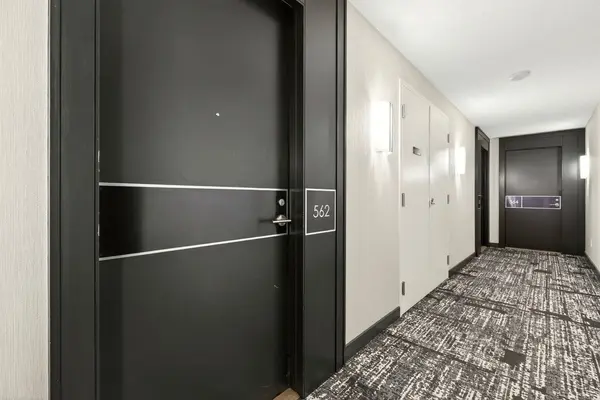 209 Fort York BLVD #562, Toronto C01, ON M5V 4A1