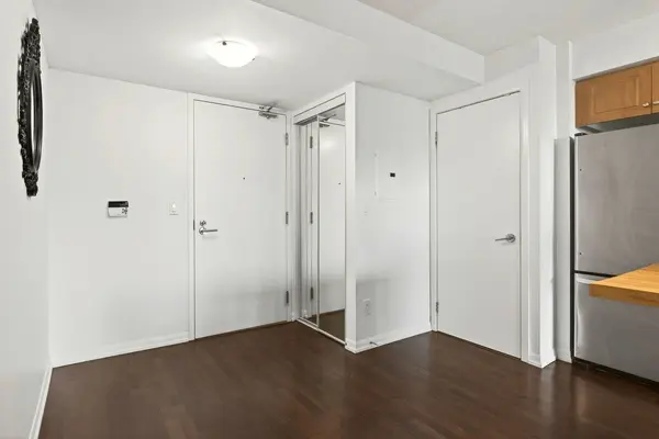 209 Fort York BLVD #562, Toronto C01, ON M5V 4A1