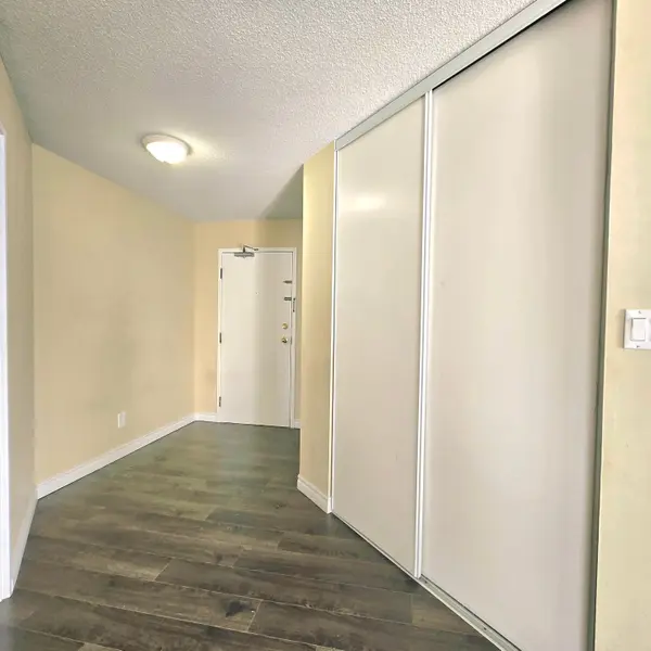 80 Alton Towers CIR #304, Toronto E07, ON M1V 5E8