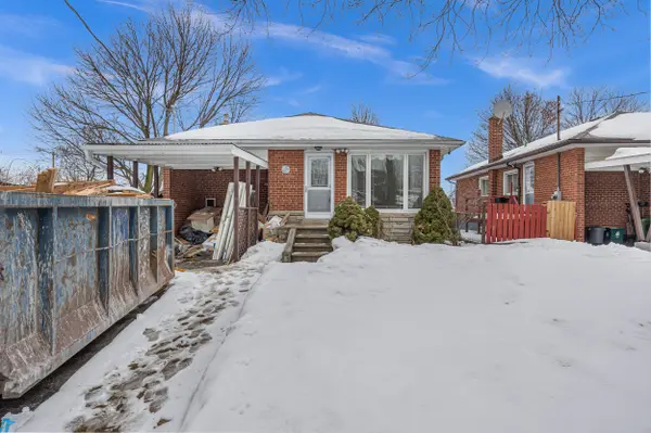 28 Furlong CT #Main, Toronto E09, ON M1J 1Y8