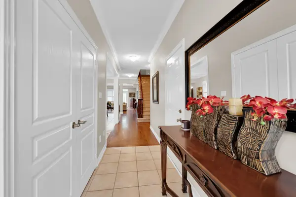 3269 Stocksbridge AVE, Oakville, ON L6M 0E3